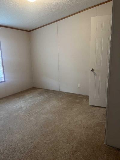 Photo 2 of 14 of home located at 1719 Santa Fe Trail Hartland, MI 48353