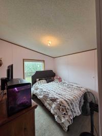 1992 Schult SuperValue Manufactured Home