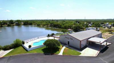 Photo 5 of 5 of home located at 13550 Donop Rd Elmendorf, TX 78112