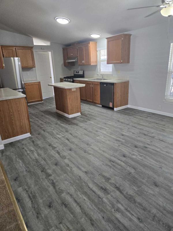2002 INFINITI INN257-2 Manufactured Home