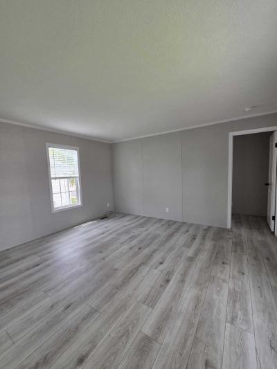 Photo 2 of 9 of home located at 3307 Stratford Villa Way Wixom, MI 48393