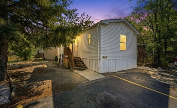 1996 SZMH Manufactured Home