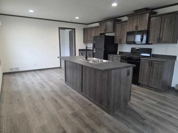 2025 MidCountry Mobile Home