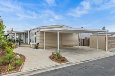 Photo 5 of 27 of home located at 14044 Lake Crest Drive Unit#77 La Mirada, CA 90638