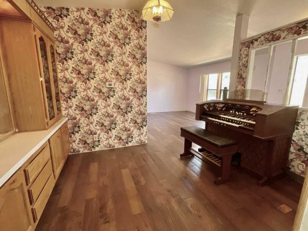 1989 Nashua Castlewood Manufactured Home