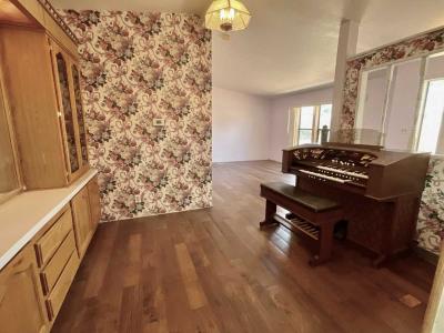 Photo 5 of 25 of home located at 17 Brookshire Drive Reno, NV 89506