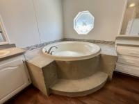 1989 Nashua Castlewood Manufactured Home