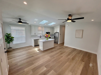 Photo 4 of 8 of home located at 40 Ortega Ave. Newbury Park, CA 91320