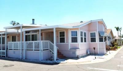 Photo 4 of 35 of home located at 10550 Dunlap Crossing Rd. #51 Whittier, CA 90606