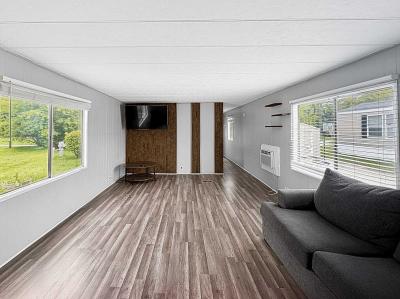 Photo 4 of 12 of home located at 11828 Cascade Circle Bruce Township, MI 48065