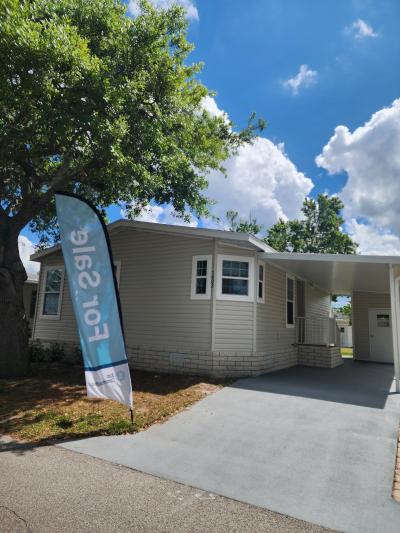 Photo 3 of 25 of home located at 1403 Birch Creek Drive Orlando, FL 32828