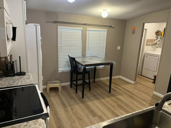 2000 BROO HS Mobile Home