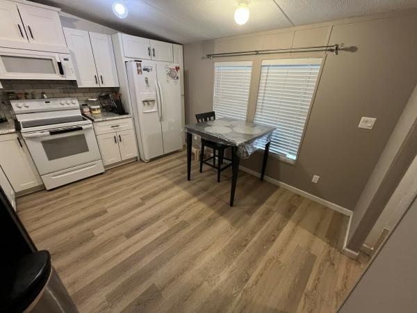 2000 BROO HS Mobile Home