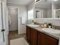 2021 Live Oak Homes L-2403G-OAK Manufactured Home
