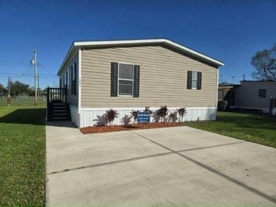 Mobile Home at 7055 Greenbrier Village Drive Lakeland, FL 33810