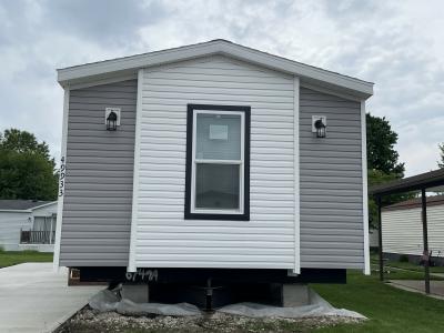 Photo 3 of 6 of home located at 49933 Berkshire Dr. East Shelby Township, MI 48315