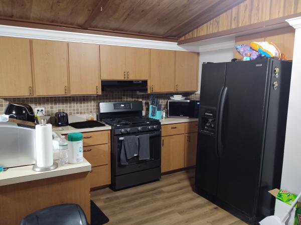 1985 East mobile Home
