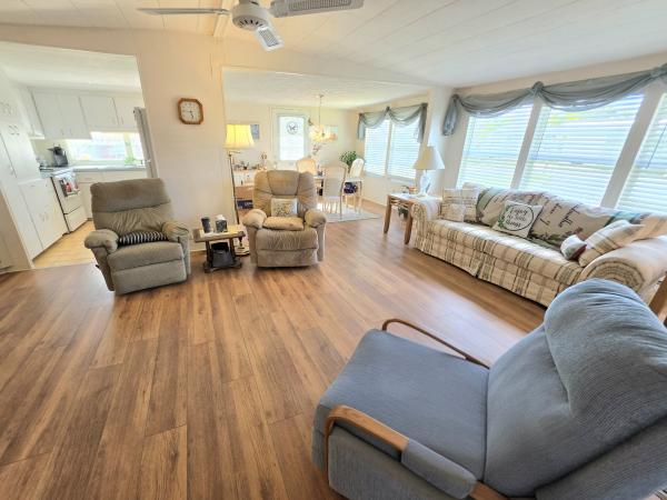 1967 GLEN HS Mobile Home