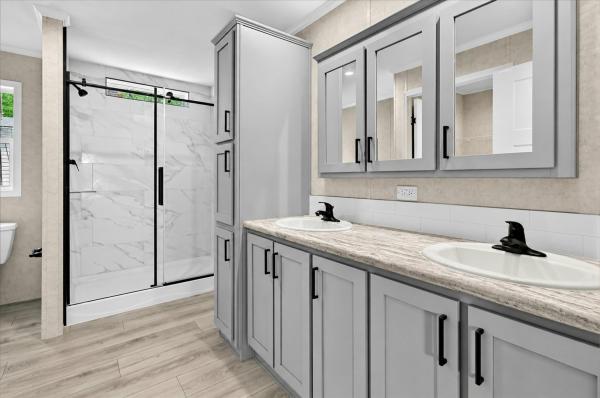 2026 Northwood DW 39 NWD-A25610  Home
