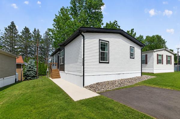 2026 Colony 9C  Home