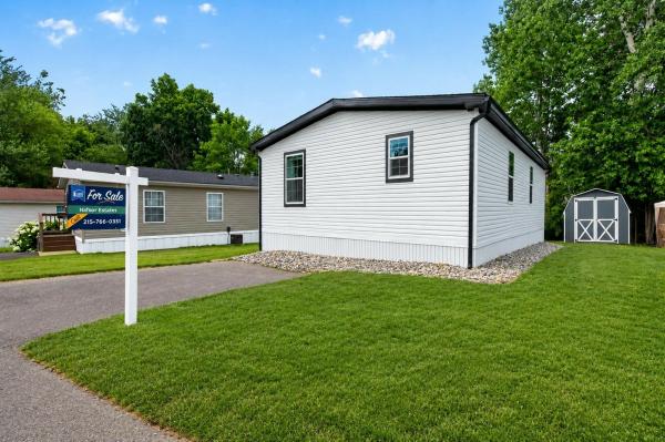 2026 Colony 9C  Home