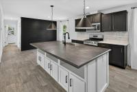 2026 Colony 9C  Home