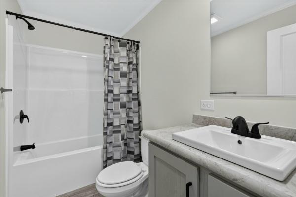 2026 Colony 9C  Home
