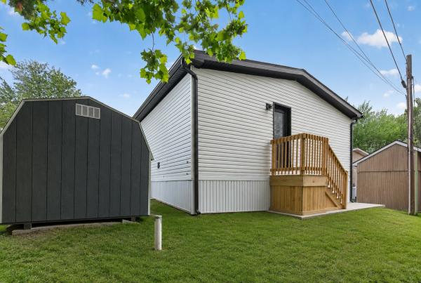 2026 Colony 9C  Home