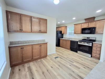 Photo 3 of 13 of home located at 10450 6 Mile Rd 69 Battle Creek, MI 49014