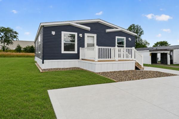 2026 Adventure Homes 43 Mojave Model 4483LC1  Home