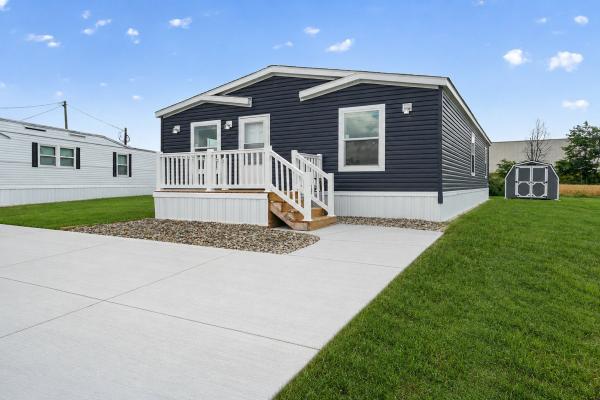 2026 Adventure Homes 43 Mojave Model 4483LC1  Home