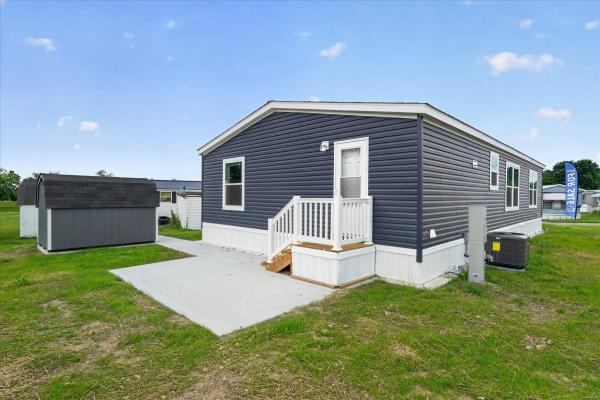 2026 Adventure Homes 43 Mojave Model 4483LC1  Home