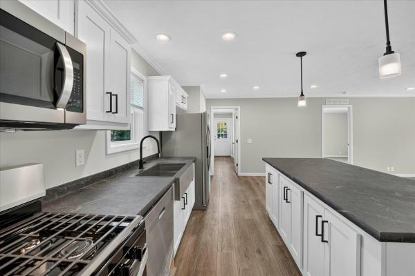 2026 SKYLINE EE047 RK D645  Home