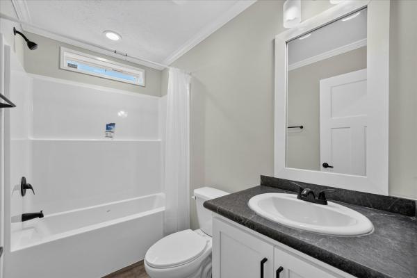 2026 SKYLINE EE047 RK D645  Home