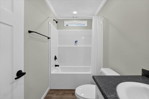 2026 SKYLINE EE047 RK D645  Home