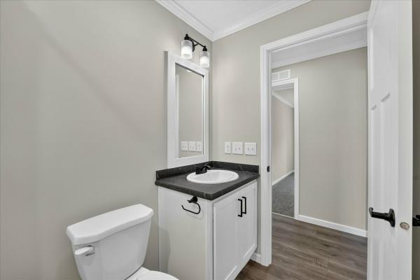 2026 SKYLINE EE047 RK D645  Home