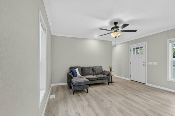 2026 Skyline 303  Home