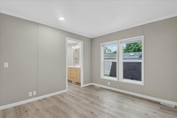 2026 Skyline 303  Home