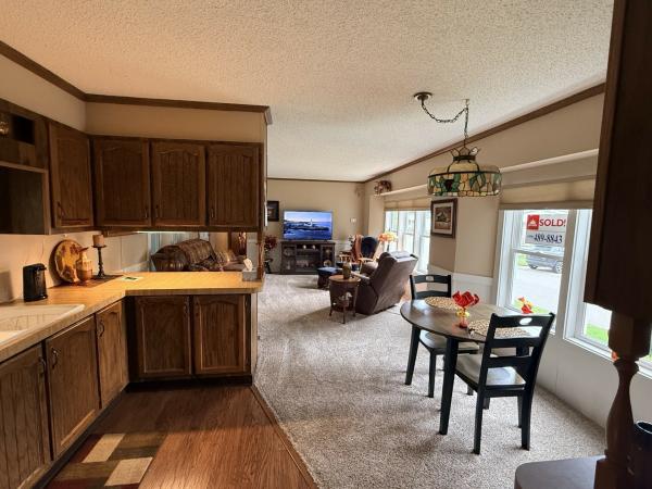 1989 Victorian 1V7014CKU213479 Mobile Home