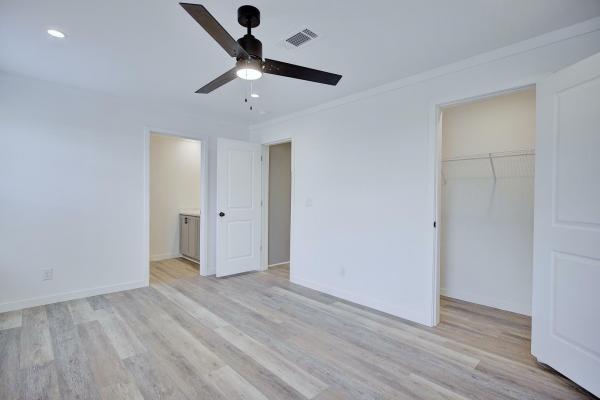 2026 Skyline 118 2454H22G01  Home