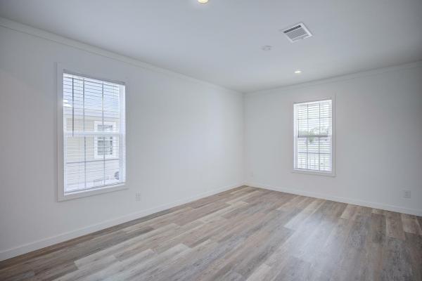 2026 Skyline 118 2454H22G01  Home