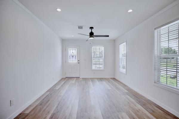 2026 Skyline 118 2454H22G01  Home