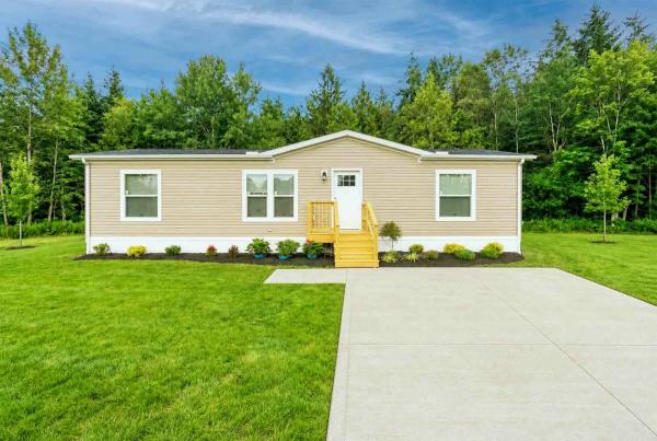 Photo 1 of 2 of home located at 6074 Deerfield Rd Lot 41 Loveland, OH 45140