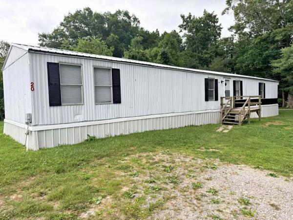 Photo 1 of 2 of home located at 20 Braxton Lane Lily, KY 40740