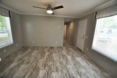 Photo 3 of 13 of home located at 86 Meadowbrook Park Drive Iron Ridge, WI 53035