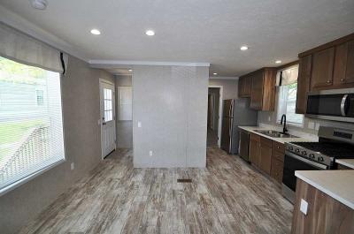 Photo 4 of 13 of home located at 86 Meadowbrook Park Drive Iron Ridge, WI 53035