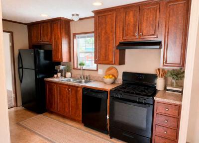 Photo 4 of 7 of home located at 18 Big Chief Bourbonnais, Il 60914, Lot Bc018 Bourbonnais, IL 60914