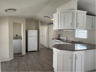 Photo 3 of 13 of home located at 43490 Bordeaux Ave. #659 Sterling Heights, MI 48314