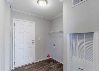Photo 6 of 8 of home located at 1001 E Macarthur Rd, Lot 163 Wichita, KS 67216