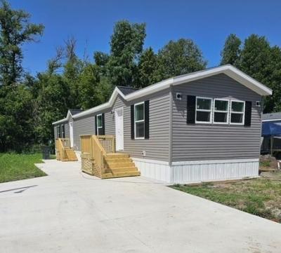 Mobile Home at 752 Beach Street, Lot D-04 Palmyra, WI 53156